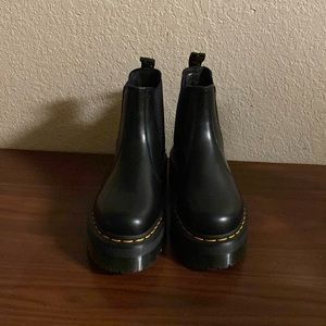Dr marten platform boots